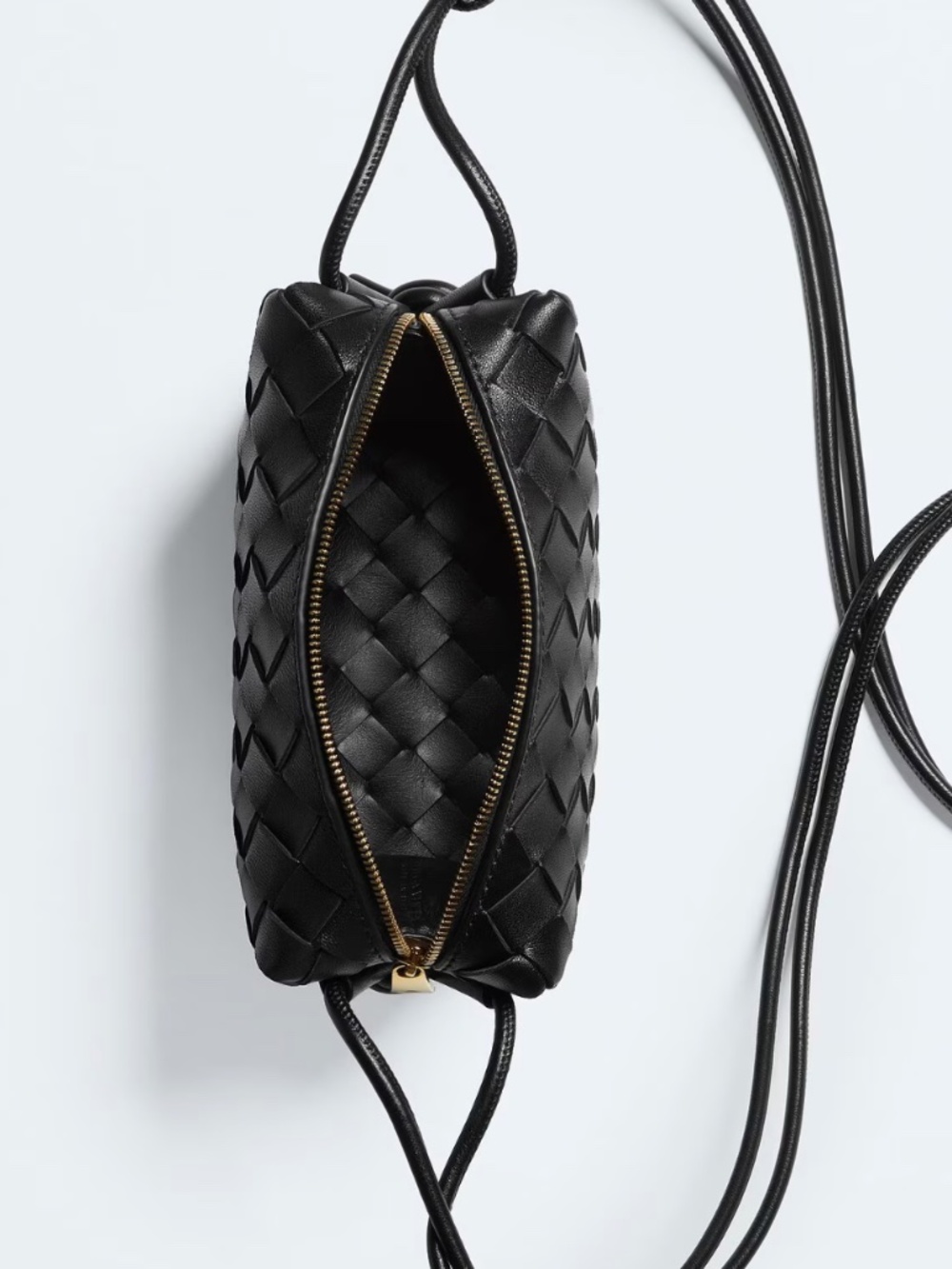 Authentic Bottega Veneta Mini Loop Camera Bag - Picture 2 of 10